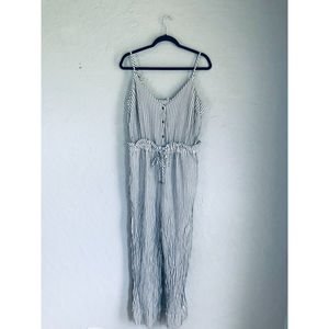 Splendid Paperbag Capri Jumpsuit Size L